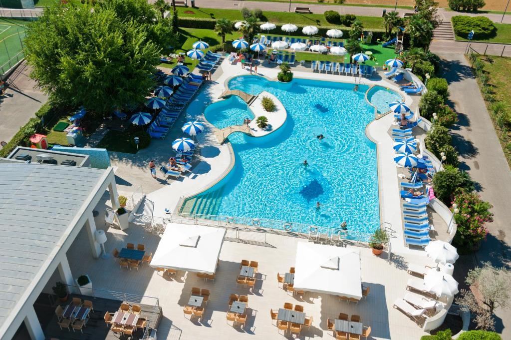Majestic Beach Hotel & Wellness ビビオーネ エクステリア 写真