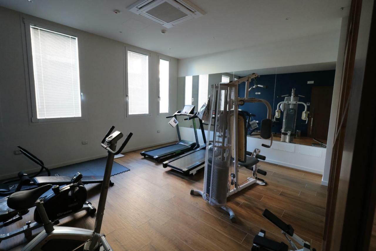 Majestic Beach Hotel & Wellness ビビオーネ エクステリア 写真